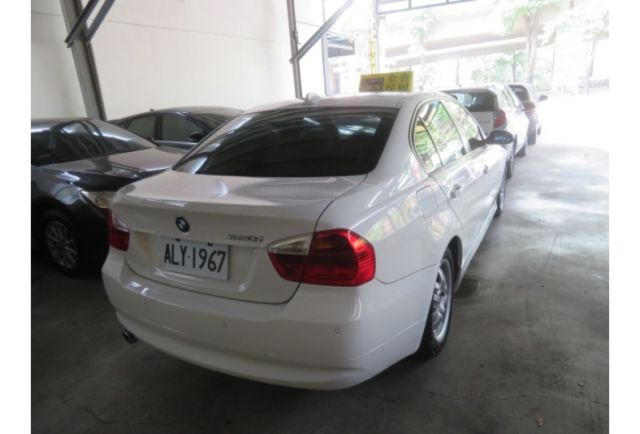 BMW 320I  第3張相片