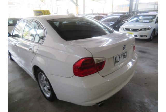 BMW 320I  第5張相片