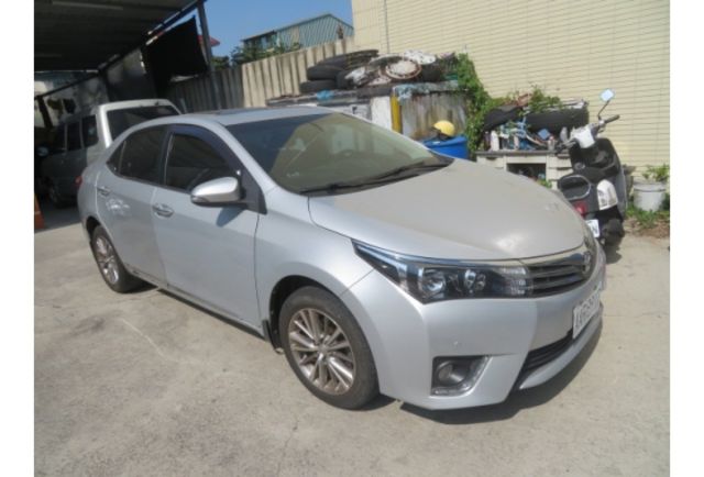 Toyota ALTIS  第3張相片