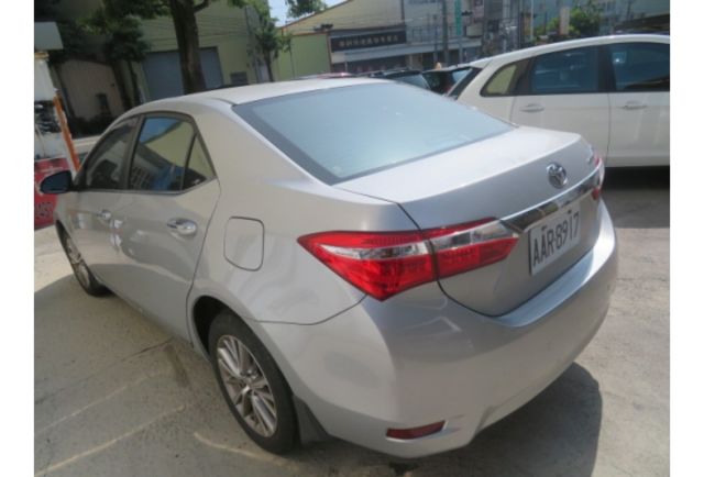 Toyota ALTIS  第8張相片