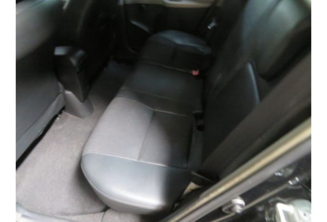 Toyota YARIS  第9張相片