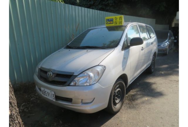 Toyota INNOVA  第5張相片