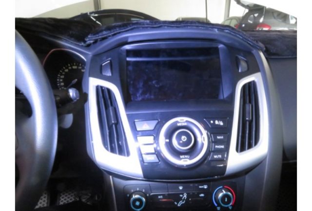 Ford FOCUS  第9張相片
