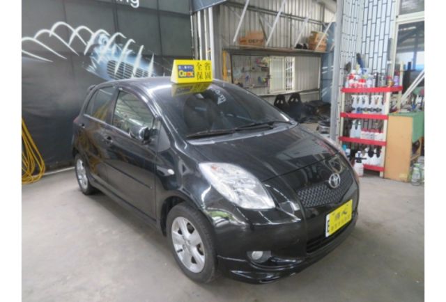 Toyota YARIS  第1張相片