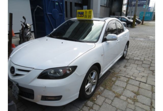 Mazda MAZDA3  第2張相片