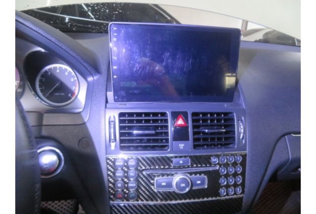 Benz C300  第8張相片