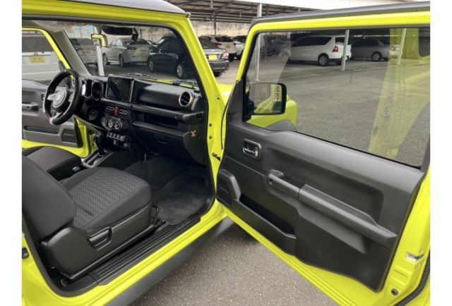 2021 Suzuki Jimny 1.5 GLX▼ 原廠技師查驗鑑定 ▼ 公里數保證 ▼  第13張相片