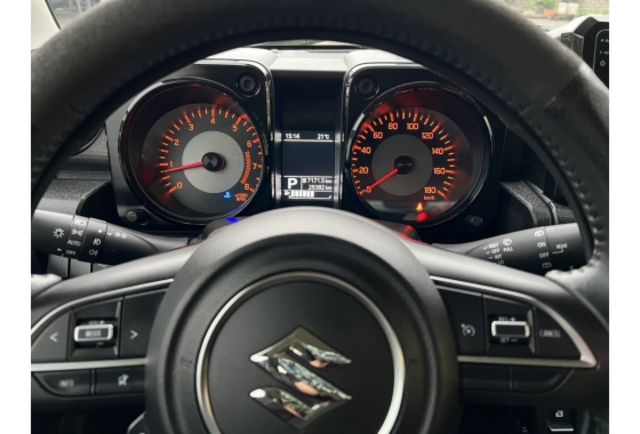 2021 Suzuki Jimny 1.5 GLX▼ 原廠技師查驗鑑定 ▼ 公里數保證 ▼  第14張相片