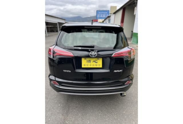 2017 Toyota RAV4 2.0尊爵▼ 原廠技師查驗鑑定 ▼ 公里數保證 ▼  第4張相片