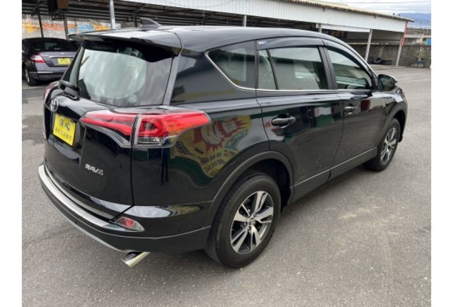 2017 Toyota RAV4 2.0尊爵▼ 原廠技師查驗鑑定 ▼ 公里數保證 ▼  第6張相片