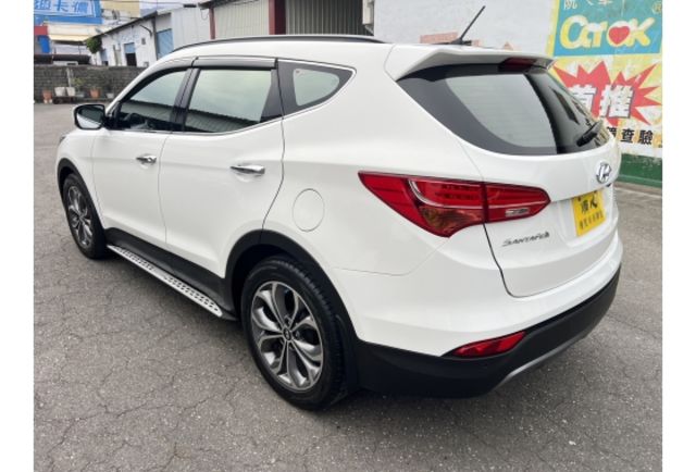 2014 Hyundai Santa Fe 2.2皇家款 ▼ 原廠技師查驗鑑定 ▼ 公里數保證 ▼  第5張相片
