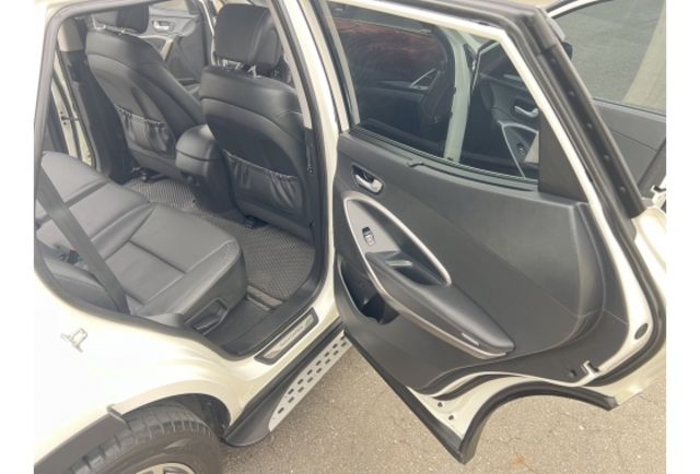 2014 Hyundai Santa Fe 2.2皇家款 ▼ 原廠技師查驗鑑定 ▼ 公里數保證 ▼  第16張相片
