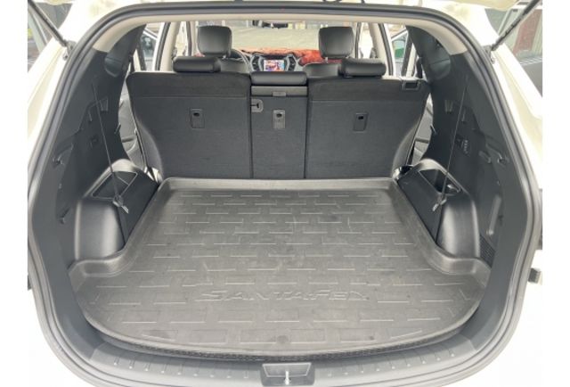 2014 Hyundai Santa Fe 2.2皇家款 ▼ 原廠技師查驗鑑定 ▼ 公里數保證 ▼  第17張相片