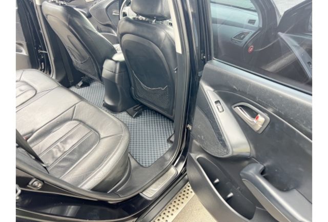 2.0 VG Turbo旗艦型 ▼100%全車無拆裝原裝鈑件▼原廠技師查驗鑑定▼公里數保證▼一分錢一分貨全面守護您的行車安全▼  第20張相片
