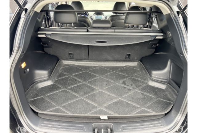 2.0 VG Turbo旗艦型 ▼100%全車無拆裝原裝鈑件▼原廠技師查驗鑑定▼公里數保證▼一分錢一分貨全面守護您的行車安全▼  第21張相片