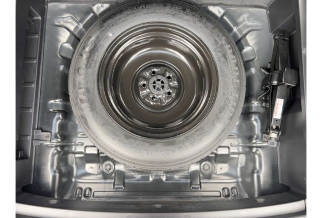 2.0 VG Turbo旗艦型 ▼100%全車無拆裝原裝鈑件▼原廠技師查驗鑑定▼公里數保證▼一分錢一分貨全面守護您的行車安全▼  第24張相片