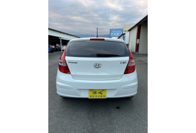2013 Hyundai i30 旗艦型▼ 原廠技師查驗鑑定 ▼ 公里數保證 ▼  第4張相片