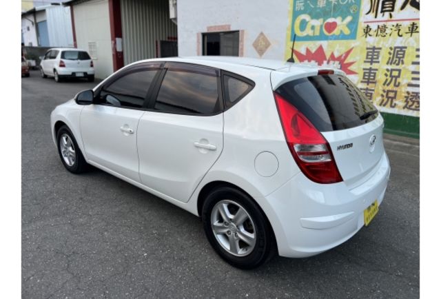 2013 Hyundai i30 旗艦型▼ 原廠技師查驗鑑定 ▼ 公里數保證 ▼  第5張相片