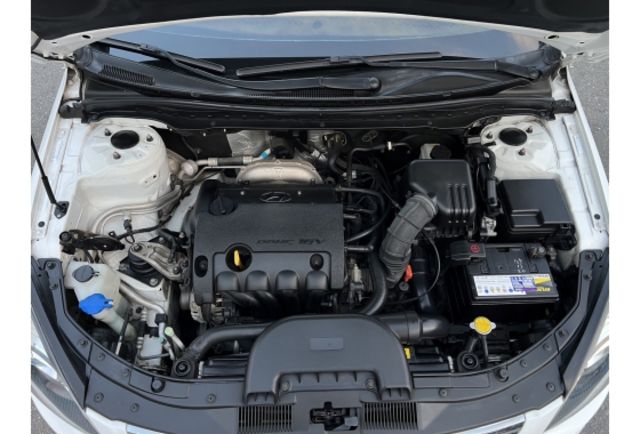2013 Hyundai i30 旗艦型▼ 原廠技師查驗鑑定 ▼ 公里數保證 ▼  第7張相片