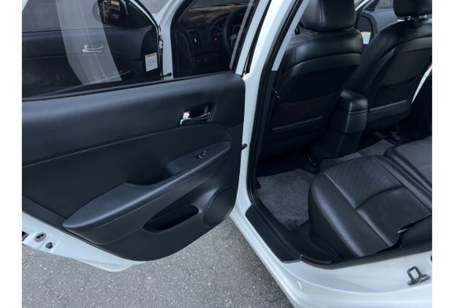 2013 Hyundai i30 旗艦型▼ 原廠技師查驗鑑定 ▼ 公里數保證 ▼  第15張相片