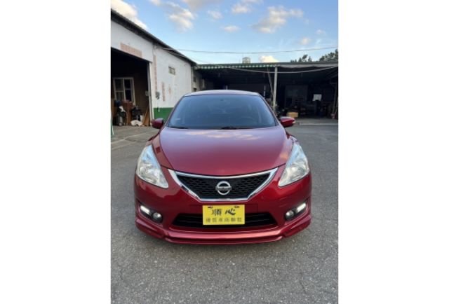 2016 Nissan Tiida 5D 豪華影音版▼ 原廠技師查驗鑑定 ▼ 公里數保證 ▼  第2張相片