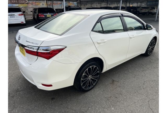 2014 Toyota Corolla Altis 1.8雅緻版 ▼ 原廠技師查驗鑑定 ▼ 公里數保證 ▼  第6張相片