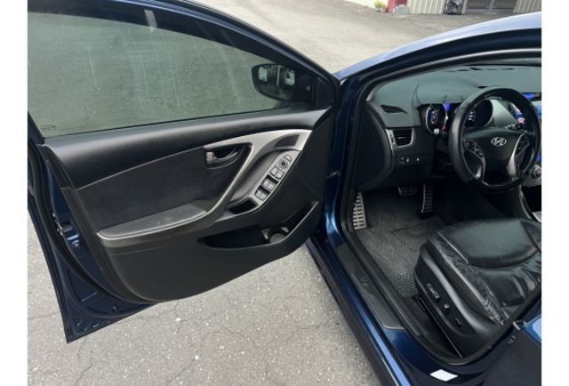 2013 Hyundai Elantra 1.8 GLS豪華型▼ 原廠技師查驗鑑定 ▼ 公里數保證 ▼  第18張相片