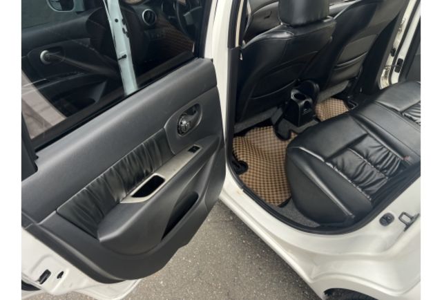 2009 Nissan Livina 1.6 H▼ 公里數保證 ▼▼ 可查驗外觀未整理代步車 ▼  第14張相片