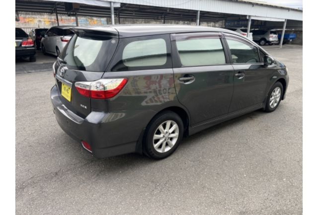 2010 Toyota Wish E版▼ 原廠技師查驗鑑定 ▼ 公里數保證 ▼僅引擎蓋更換過▼  第6張相片