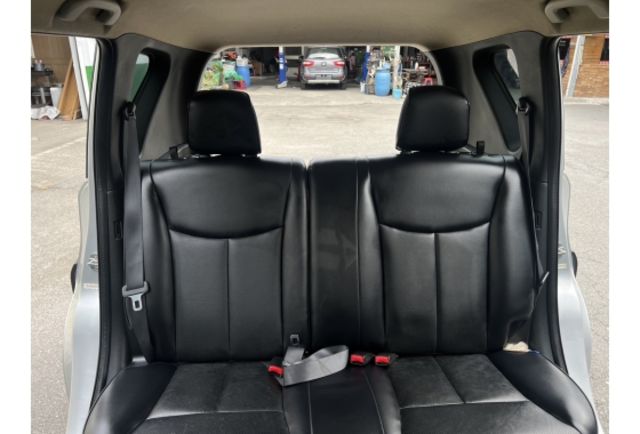 2014 Nissan Livina 1.6 頂級旗艦版▼ 原廠技師查驗鑑定全車原裝鈑件 ▼ 公里數保證 ▼不準7日包退▼  第22張相片