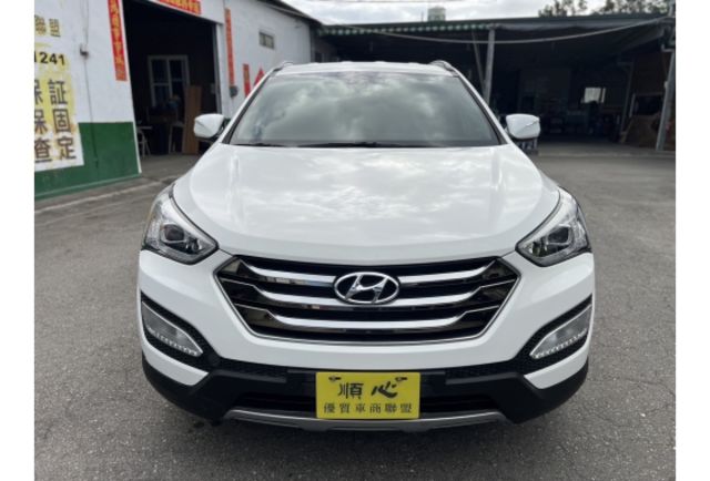 2015 Hyundai Santa Fe 2.2貴族款▼全車原裝鈑件▼ 原廠技師查驗鑑定  ▼公里數保證 ▼  第2張相片