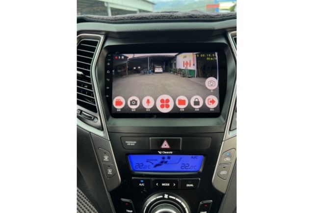 2015 Hyundai Santa Fe 2.2貴族款▼全車原裝鈑件▼ 原廠技師查驗鑑定  ▼公里數保證 ▼  第12張相片