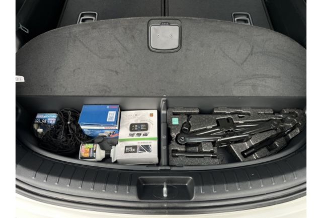 2015 Hyundai Santa Fe 2.2貴族款▼全車原裝鈑件▼ 原廠技師查驗鑑定  ▼公里數保證 ▼  第23張相片