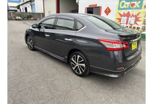 2015 Nissan Sentra Aero 1.8 旗艦版▼全車原裝鈑件▼ 原廠技師查驗鑑定  ▼公里數保證 ▼  第5張相片