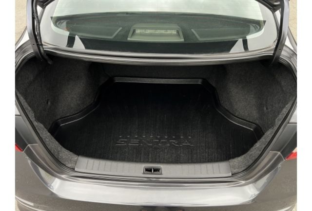 2015 Nissan Sentra Aero 1.8 旗艦版▼全車原裝鈑件▼ 原廠技師查驗鑑定  ▼公里數保證 ▼  第18張相片