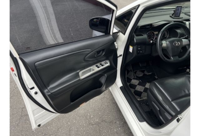2010 Toyota Wish 2.0 E▼全車原裝鈑件▼ 原廠技師查驗鑑定  ▼公里數保證 ▼  第13張相片