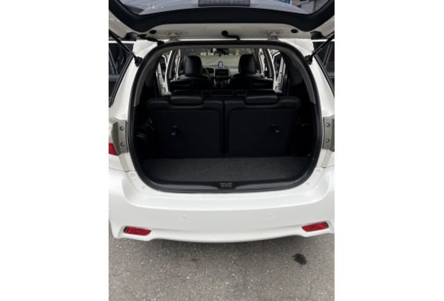 2010 Toyota Wish 2.0 E▼全車原裝鈑件▼ 原廠技師查驗鑑定  ▼公里數保證 ▼  第17張相片