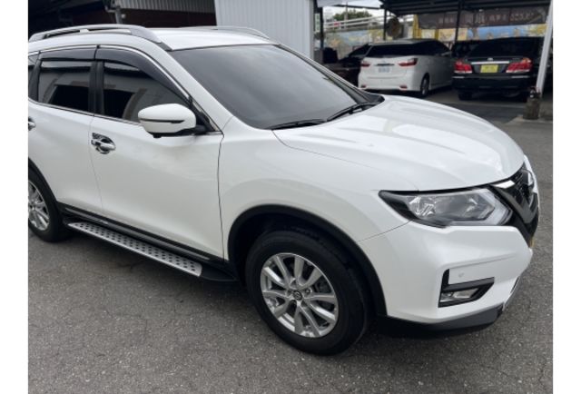 2018 Nissan X-Trail 2.0 2WD玩美影音版 ▼ 原廠技師查驗鑑定 ▼ 公里數保證 ▼  第3張相片