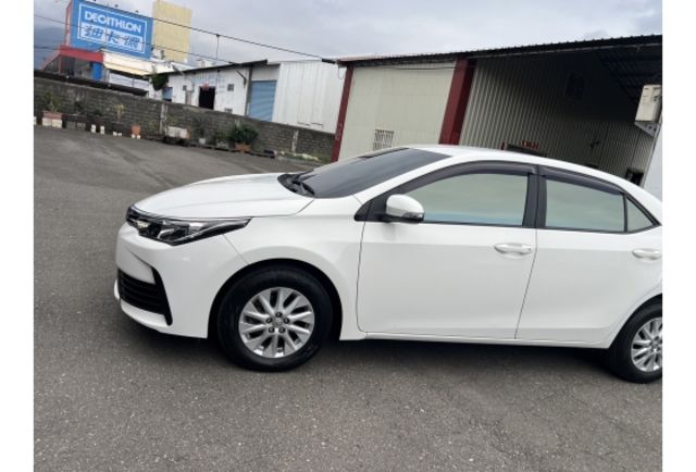 2017 Toyota Corolla Altis 1.8雅緻版▼全車原裝鈑件▼ 原廠技師查驗鑑定  ▼公里數保證 ▼  第3張相片