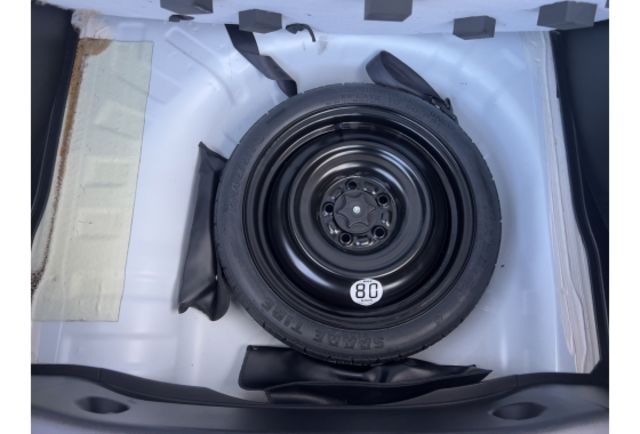5D 1.6 SV規豪華版 ▼100%全車無拆裝原裝鈑件▼原廠技師查驗鑑定▼公里數保證▼一分錢一分貨全面守護您的行車安全▼  第18張相片