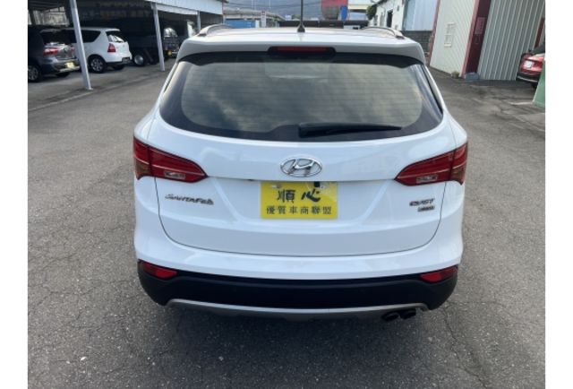 2014 Hyundai Santa Fe 2.2皇家款 ▼全車原裝鈑件▼ 原廠技師查驗鑑定  ▼公里數保證 ▼  第4張相片