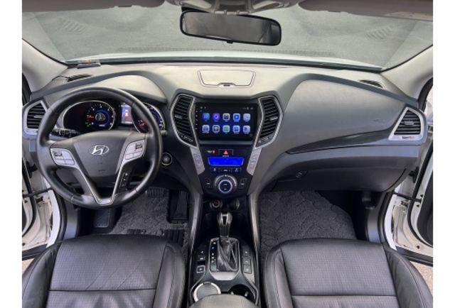 2014 Hyundai Santa Fe 2.2皇家款 ▼全車原裝鈑件▼ 原廠技師查驗鑑定  ▼公里數保證 ▼  第11張相片