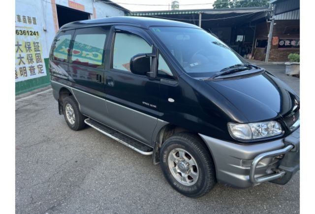 2000 Mitsubishi SPACEGEAR 2.4▼全車原裝鈑件▼ 原廠技師查驗鑑定  ▼公里數保證 ▼買錯比買貴鬱卒▼  第3張相片