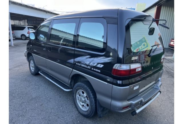 2000 Mitsubishi SPACEGEAR 2.4▼全車原裝鈑件▼ 原廠技師查驗鑑定  ▼公里數保證 ▼買錯比買貴鬱卒▼  第5張相片