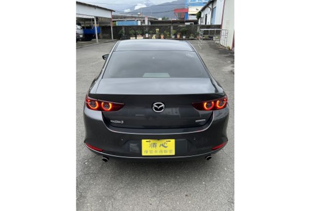 Bose旗艦型▼100%全車無拆裝原裝鈑件▼原廠技師查驗鑑定▼公里數保證▼一分錢一分貨全面守護您的行車安全▼  第4張相片