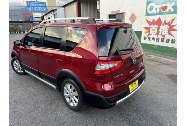 1.6行家皮椅版▼100%全車無拆裝原裝鈑件▼原廠技師查驗鑑定▼公里數保證▼一分錢一分貨全面守護您的行車安全▼  第5張相片