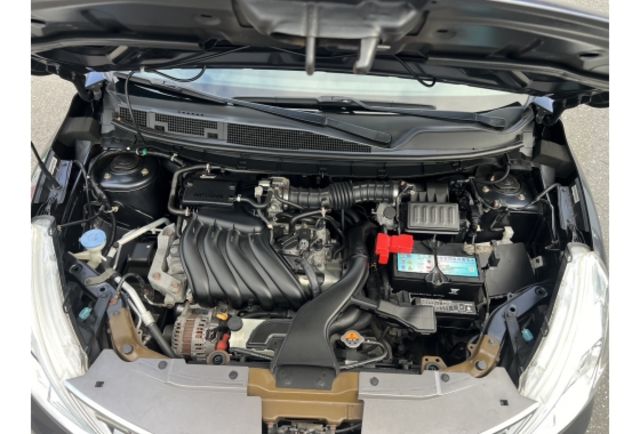 1.6行家皮椅版▼100%全車無拆裝原裝鈑件▼原廠技師查驗鑑定▼公里數保證▼一分錢一分貨全面守護您的行車安全▼  第7張相片