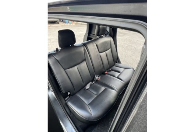1.6行家皮椅版▼100%全車無拆裝原裝鈑件▼原廠技師查驗鑑定▼公里數保證▼一分錢一分貨全面守護您的行車安全▼  第13張相片