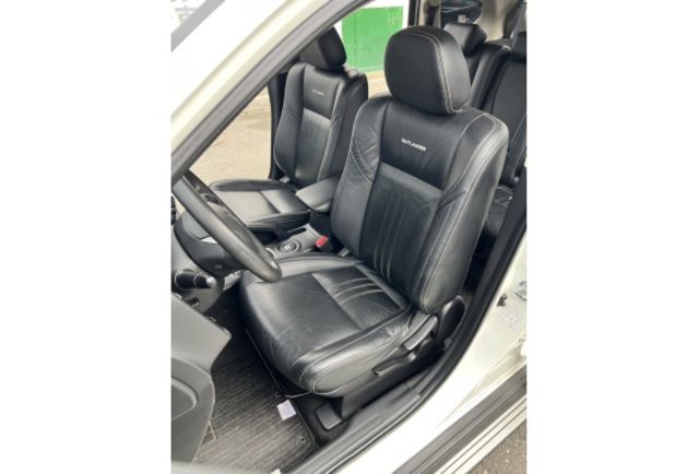 時尚型2.4 ▼100%全車無拆裝原裝鈑件▼原廠技師查驗鑑定▼公里數保證▼一分錢一分貨全面守護您的行車安全▼  第12張相片