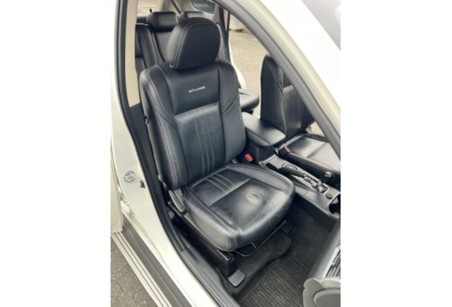 時尚型2.4 ▼100%全車無拆裝原裝鈑件▼原廠技師查驗鑑定▼公里數保證▼一分錢一分貨全面守護您的行車安全▼  第14張相片